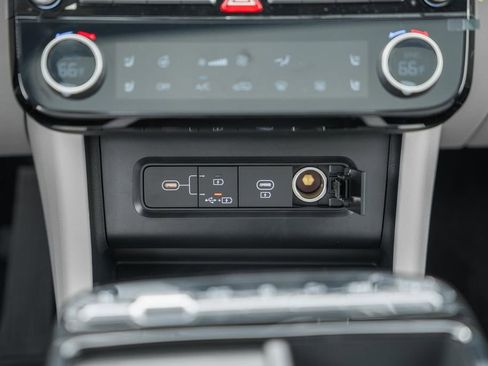 New 2026 Hyundai Tucson Limited image 22