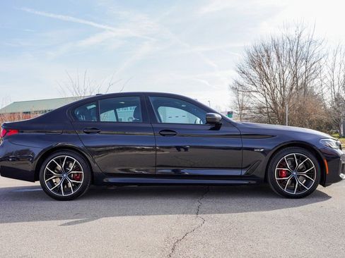 Used 2023 BMW 530e xDrive w/ Premium Package AWD/4WD image 11