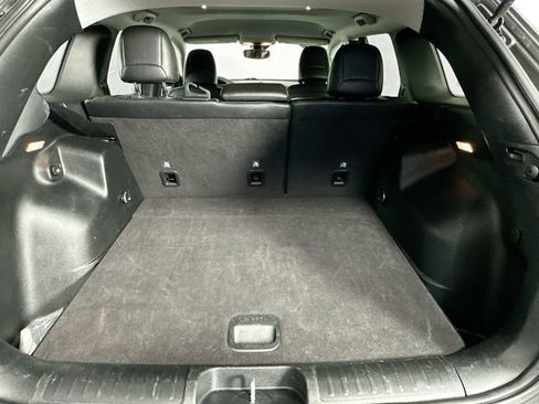 Used 2022 Jeep Cherokee Latitude image 30