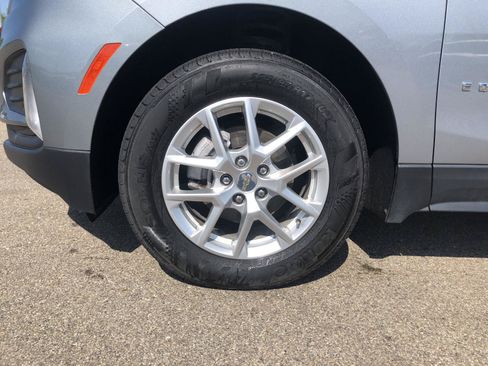 Used 2024 Chevrolet Equinox LT AWD/4WD image 5