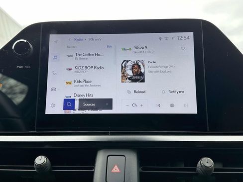 Used 2023 Lexus UX 250h FWD w/ Accessory Package (Z2) image 21