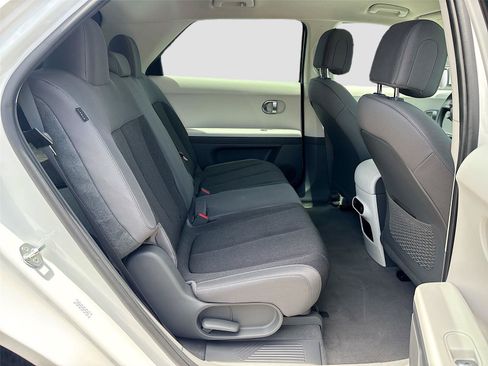 Used 2024 Hyundai Ioniq 5 SE RWD image 26