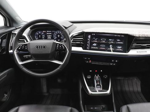 Used 2025 Audi Q4 e-tron Premium Plus w/ Premium Plus image 25