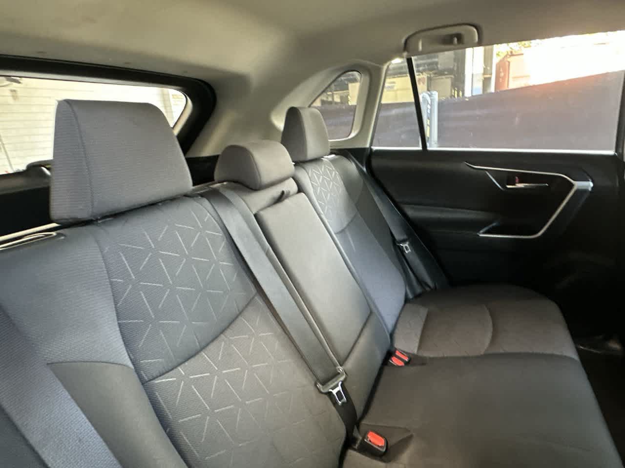 Used 2024 Toyota RAV4 XLE FWD image 26
