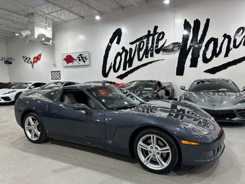 Used 2009 Chevrolet Corvette Coupe w/ Preferred Equipment Group image 19