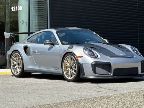 Used 2018 Porsche 911 GT2 RS RWD image 10