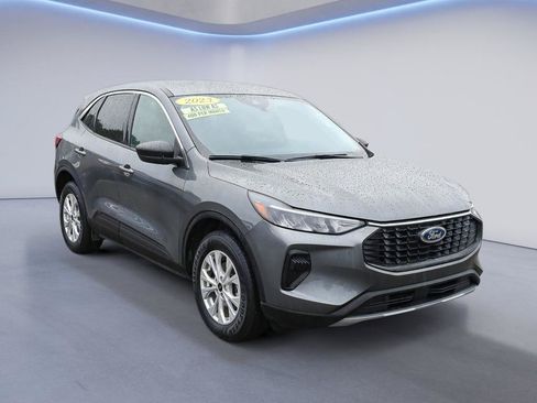 Used 2023 Ford Escape Active AWD/4WD image 9