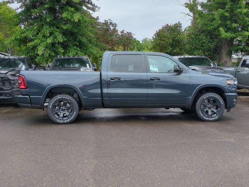 New 2026 RAM 1500 4x4 Crew Cab image 8