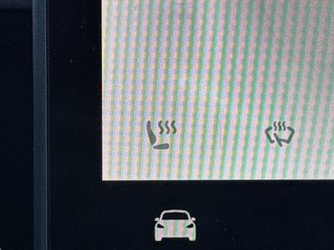 Used 2022 Tesla Model Y Performance image 26