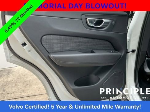 Certified 2023 Volvo XC60 B5 Core w/ Climate Package FWD image 33