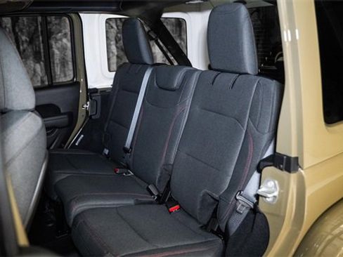 New 2025 Jeep Wrangler Rubicon image 10