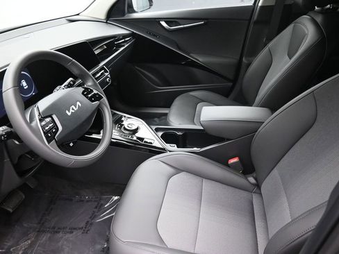 New 2026 Kia Niro Wind FWD image 15