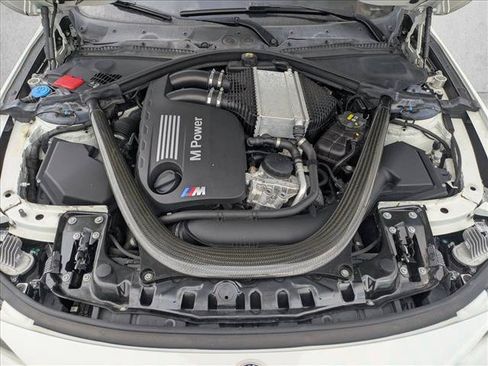 Used 2018 BMW M4 Coupe RWD image 19