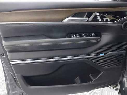 Used 2023 Jeep Grand Wagoneer Series II w/ Premium Group II image 28