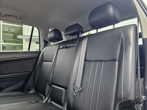 Certified 2022 Volkswagen Tiguan SE AWD/4WD image 21