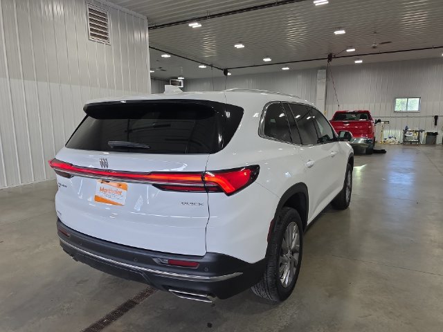 Used 2026 Buick Enclave Preferred AWD/4WD image 8