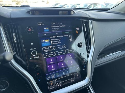 Used 2022 Subaru Outback Limited image 21