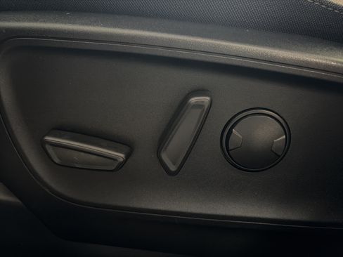 Used 2022 Ford Escape SE w/ SE Sport Appearance Package FWD image 15