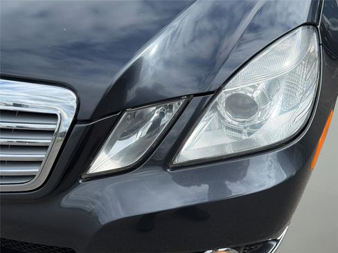 Used 2011 Mercedes-Benz E 350 4MATIC Wagon image 34