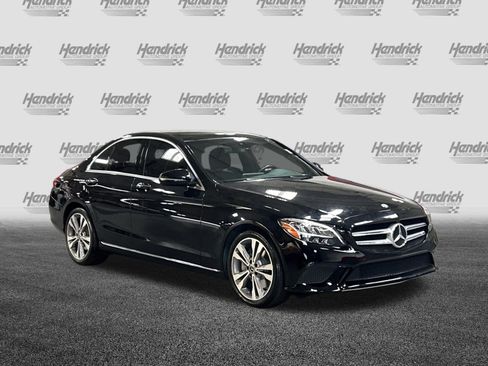 Used 2019 Mercedes-Benz C 300 Sedan image 2