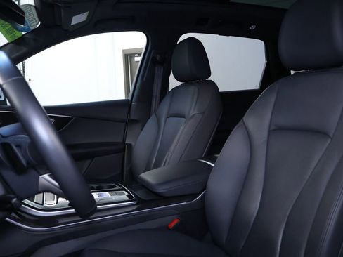 Used 2022 Audi Q7 3.0T Premium Plus w/ Premium Plus Package image 16