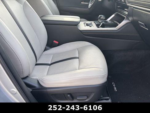 Used 2024 MAZDA CX-90 Plug-In Hybrid w/ Premium Pkg image 6