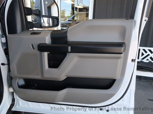 Used 2020 Ford F250 XL w/ Power Equipment Group AWD/4WD image 25