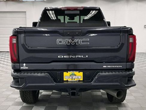 Used 2025 GMC Sierra 2500 Denali Ultimate w/ Max Trailering Package AWD/4WD image 5