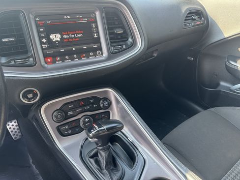 Used 2022 Dodge Challenger R/T Scat Pack w/ Driver Convenience Group RWD image 23