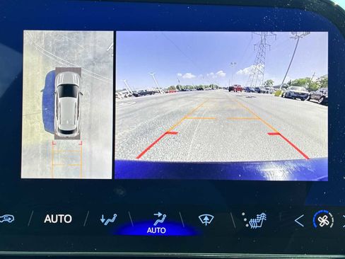 Certified 2024 Chevrolet Equinox EV RS image 15