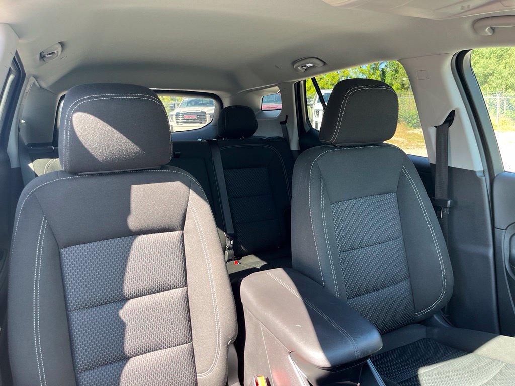 Used 2023 GMC Terrain SLE AWD/4WD image 36