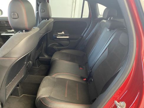 Used 2022 Mercedes-Benz GLA 250 4MATIC image 18