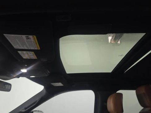 Used 2022 Ford Expedition Max Platinum image 11