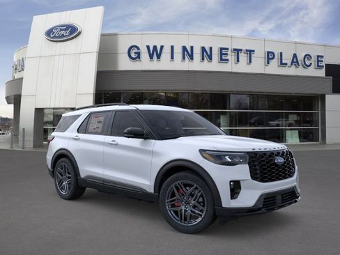 New 2026 Ford Explorer ST image 7