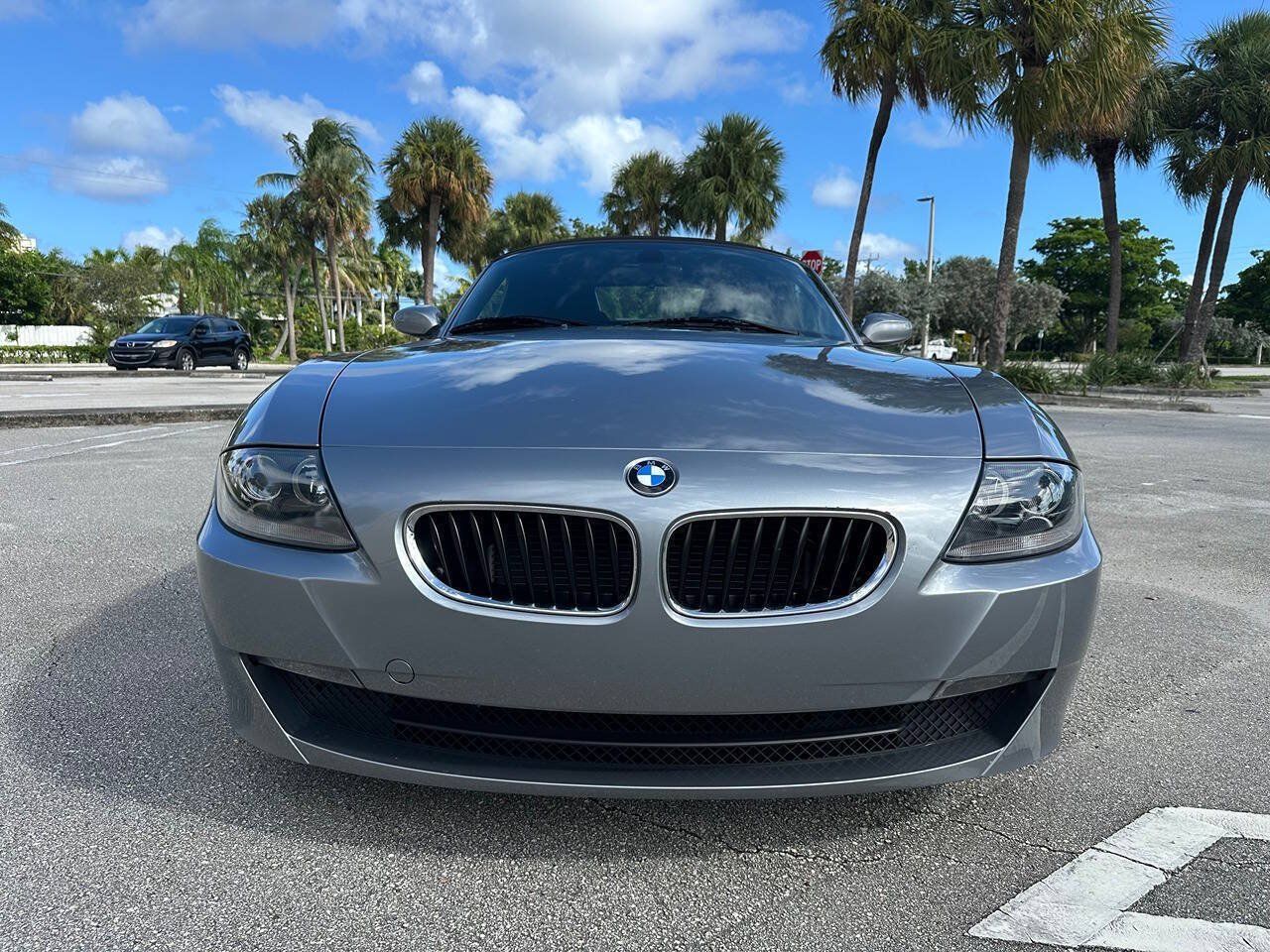 Used 2006 BMW Z4 3.0i RWD image 4