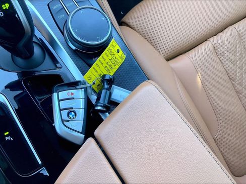 Used 2023 BMW 540i w/ M Sport Package RWD image 15