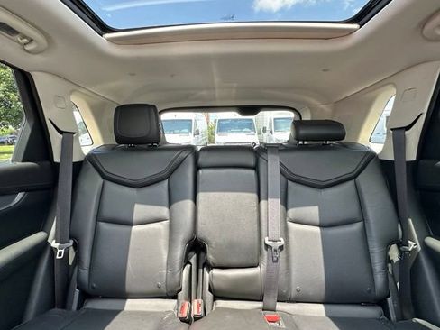 Used 2017 Cadillac XT5 Premium Luxury AWD/4WD image 32