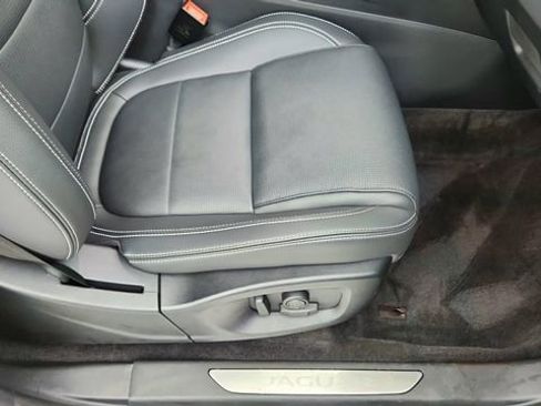 Used 2024 Jaguar E-PACE R-Dynamic SE image 22