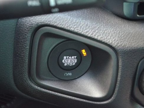 New 2026 Jeep Gladiator Sport AWD/4WD image 23