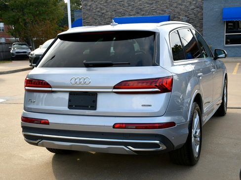 Used 2021 Audi Q7 3.0T Premium Plus image 6