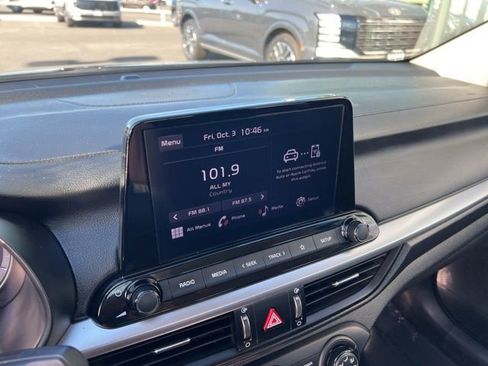 Used 2023 Kia Forte LXS image 13