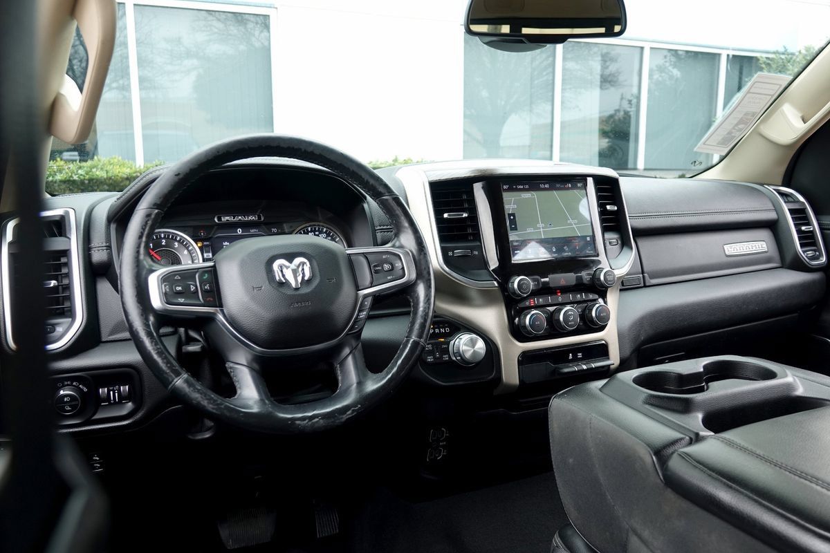 Used 2019 RAM 1500 Laramie AWD/4WD image 5