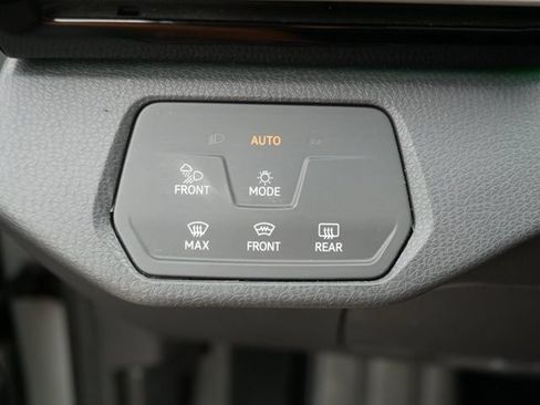 Used 2023 Volkswagen ID.4 Pro S AWD/4WD image 25