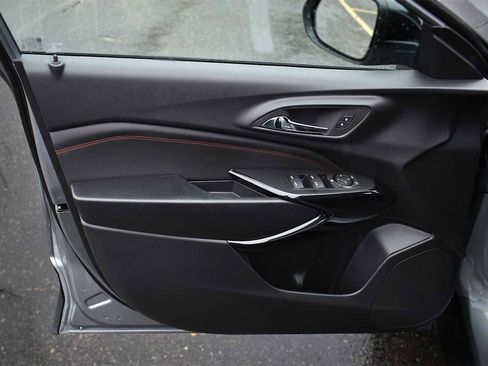 New 2026 Chevrolet Trax RS w/ Sunroof Package image 25