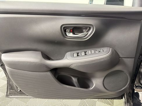 New 2026 Honda HR-V LX image 12
