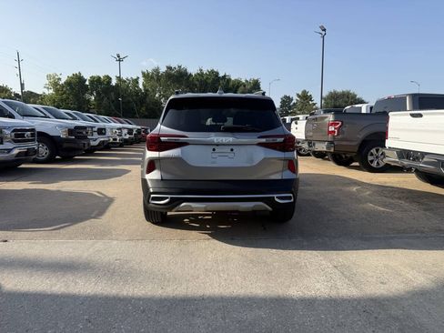 Used 2023 Kia Seltos S FWD image 36