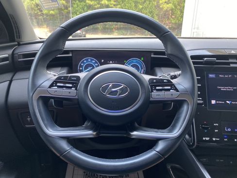 Used 2022 Hyundai Tucson SEL w/ Cargo Package AWD/4WD image 18