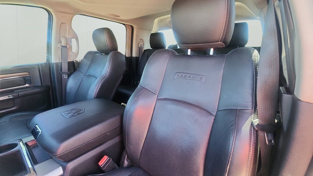 Used 2015 RAM 3500 Laramie AWD/4WD image 15