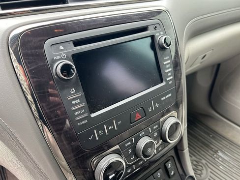 Used 2017 Buick Enclave Leather w/ Enclave Sport Touring Edition FWD image 6