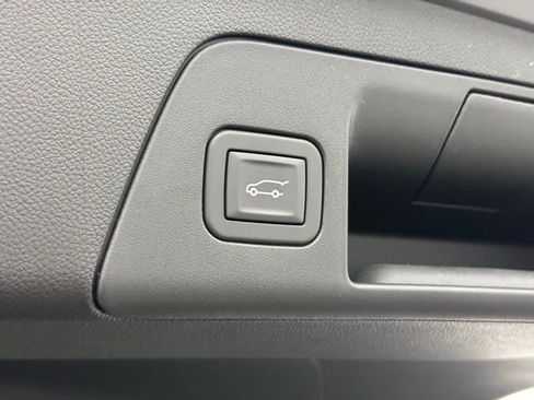 New 2026 Buick Envision Avenir image 13